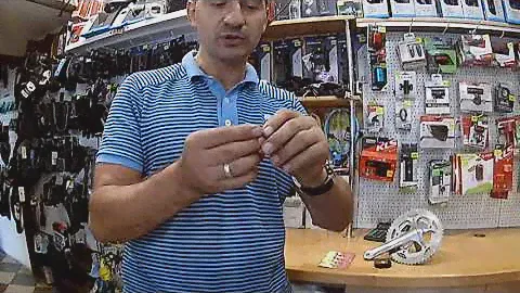 Видео обзор велосипедного замка Sram для 9 скоростной цепи, от Киевского веломагазина VeloViva